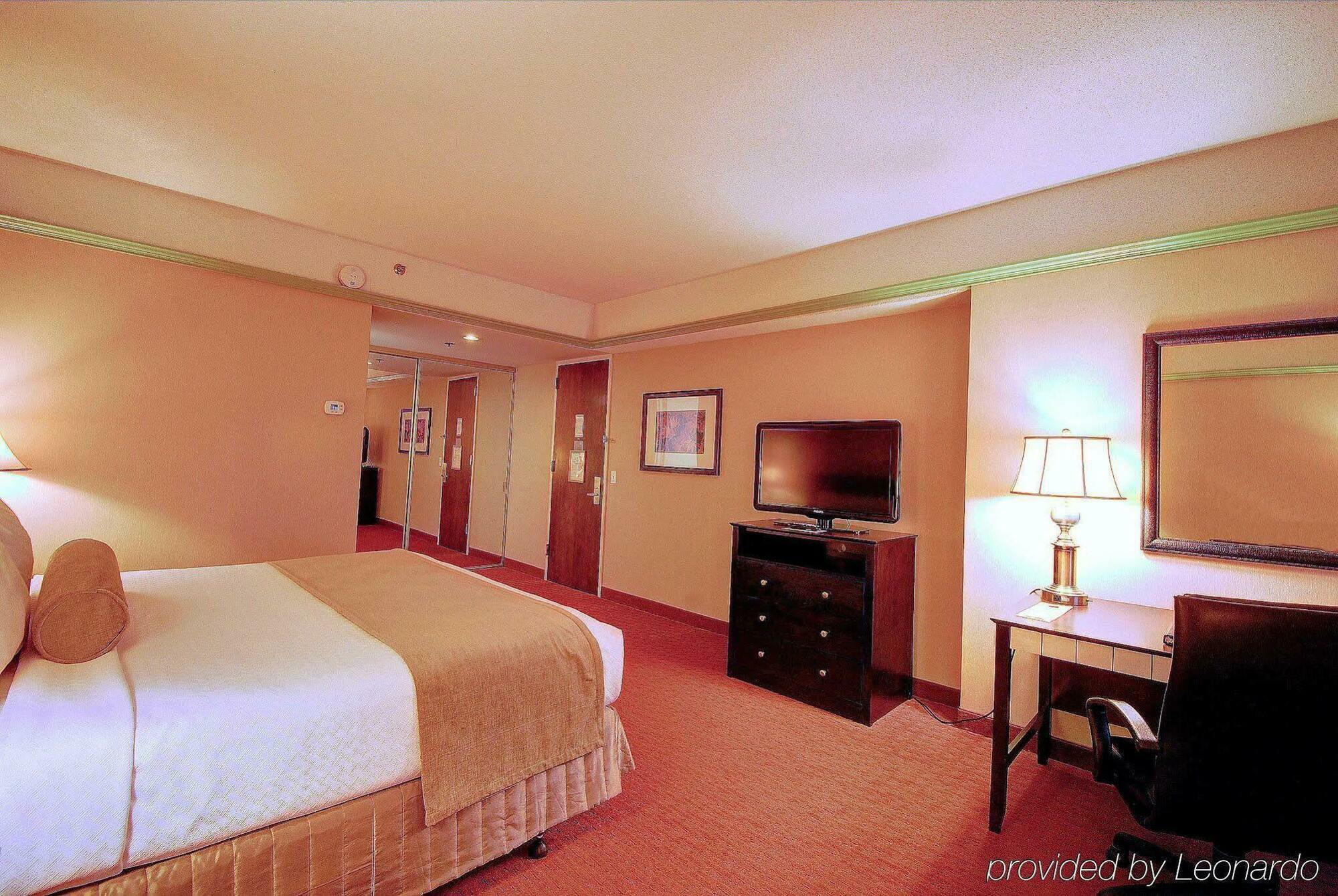 Hotel & Pittsfield-berkshires By Ihg Pittsfield