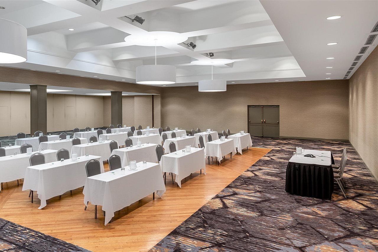 Hotel Holiday & Pittsfield-berkshires By Ihg Pittsfield